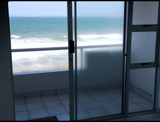 2 BEDROOM APARTMENT FOR SALE IN UMDLOTI BEACH